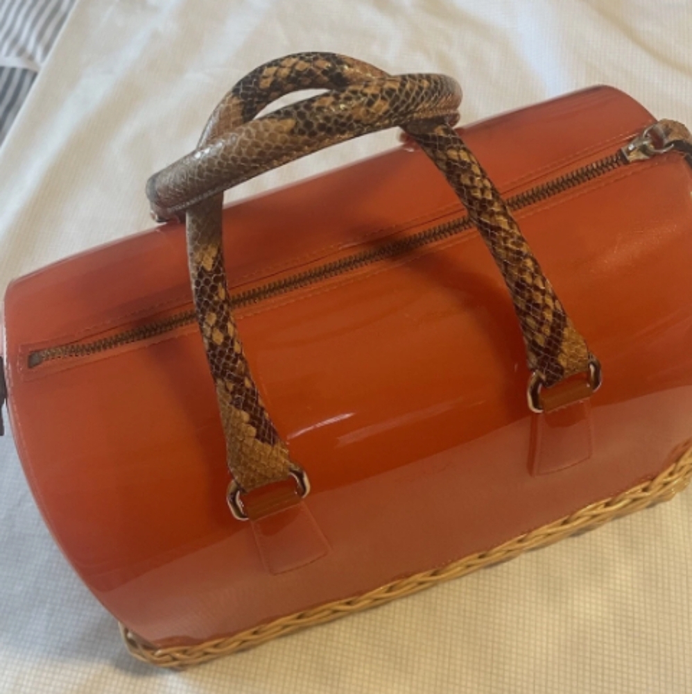 Furla rare Papaya Wicker Redish Orange Like New Dust bag Tags Care Card Included - Picture 4 of 11